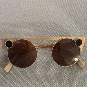 Spectacles 3 Mineral